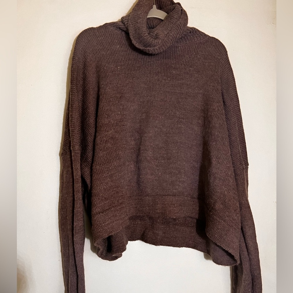 FOREVER 21 Off the shoulder sweater